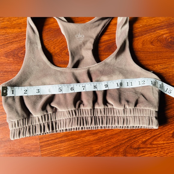 ALO YOGA - Picture 4 of 5